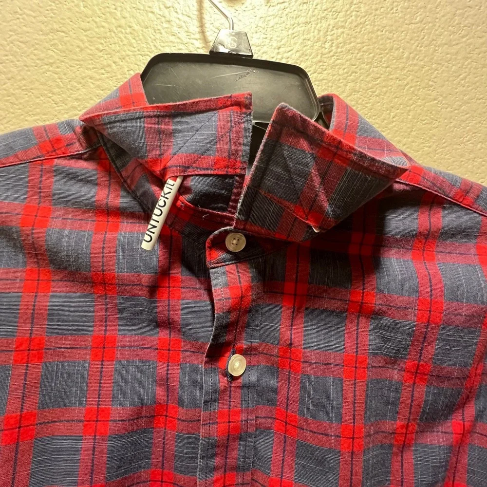 UNTUCKit Men CARMENENT 40209 Medium Long Sleeve Button Down Red Blue Plaid Shirt